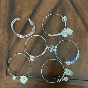 Lot of 6 bangles & bracelets